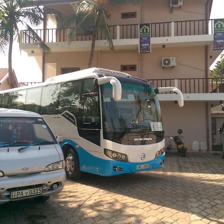 Ronny Cottage Negombo Esterno foto