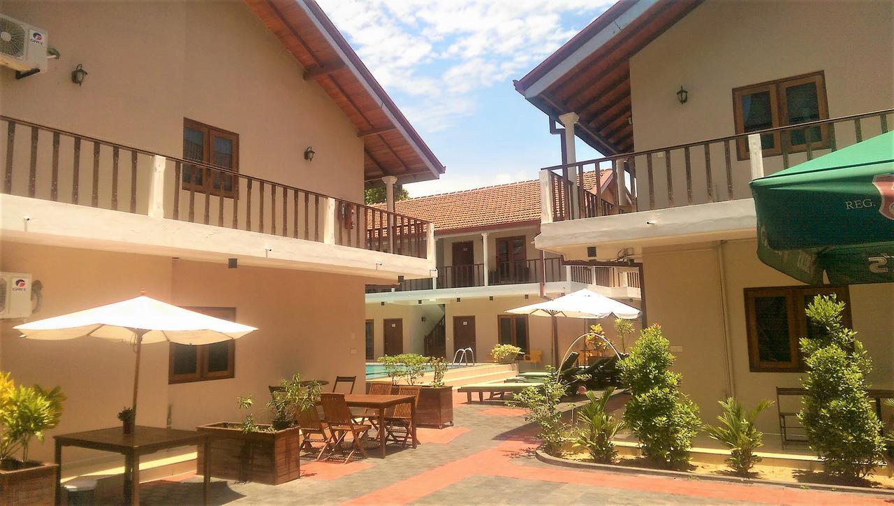 Ronny Cottage Negombo Esterno foto