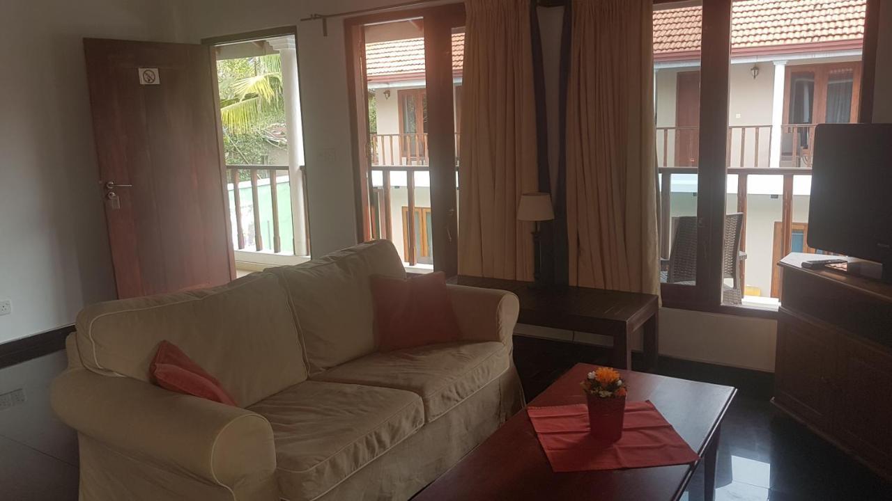 Ronny Cottage Negombo Esterno foto